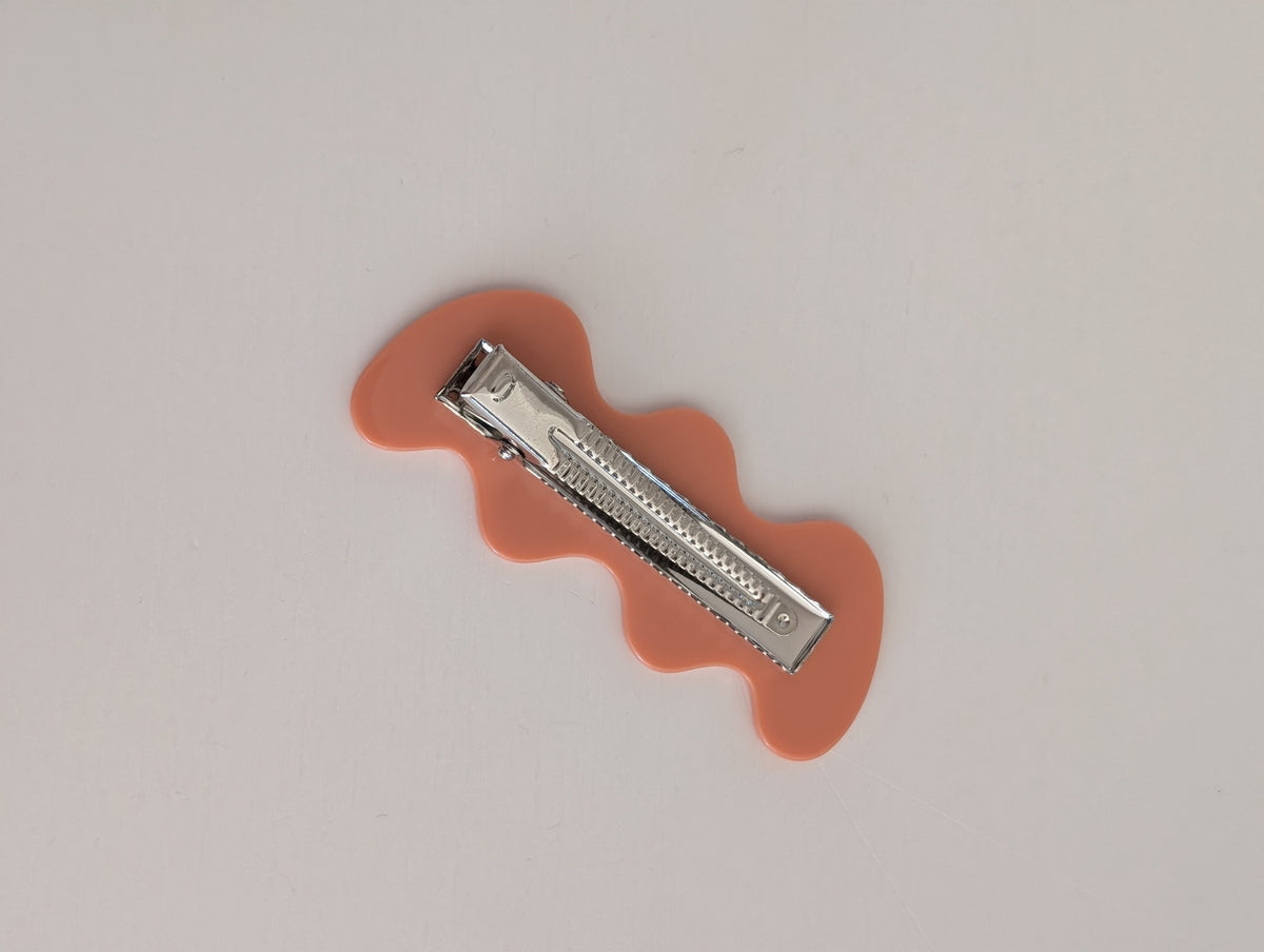Wiggle Hair Clip 8cm in Salmon